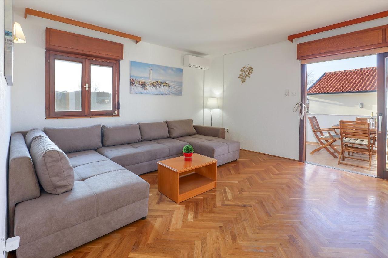 Apartments Villa Bernarda 실로 외부 사진