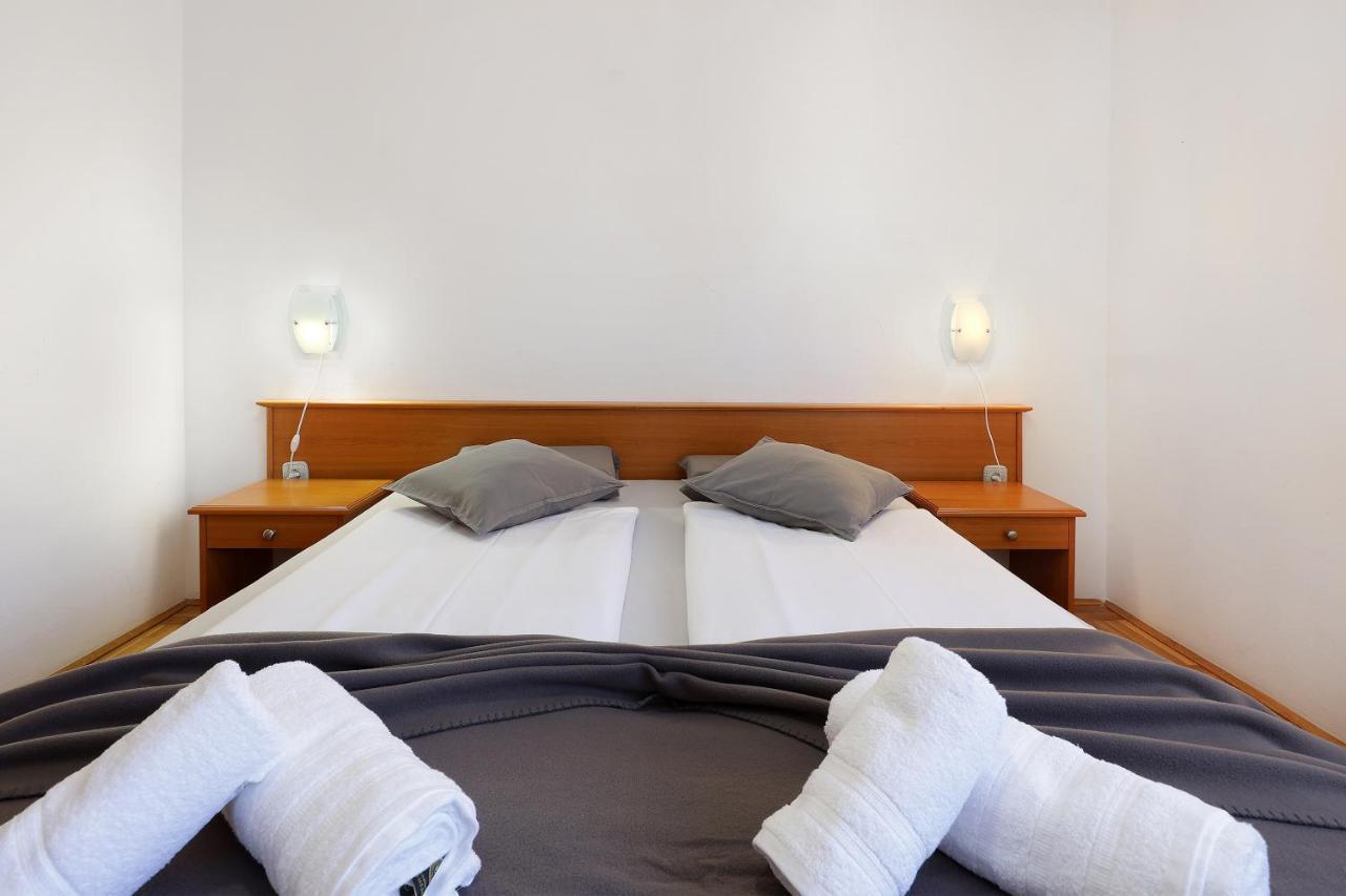 Apartments Villa Bernarda 실로 외부 사진