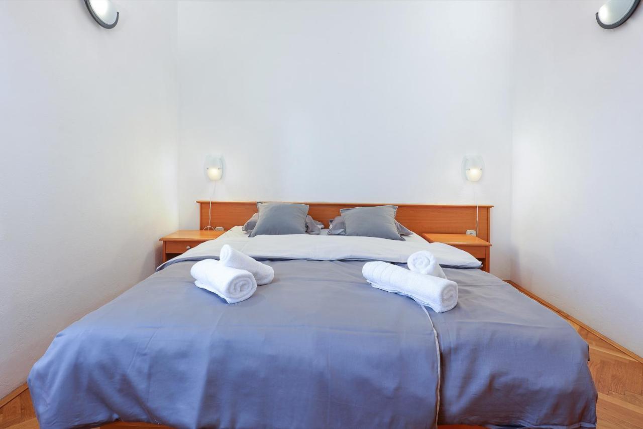 Apartments Villa Bernarda 실로 외부 사진