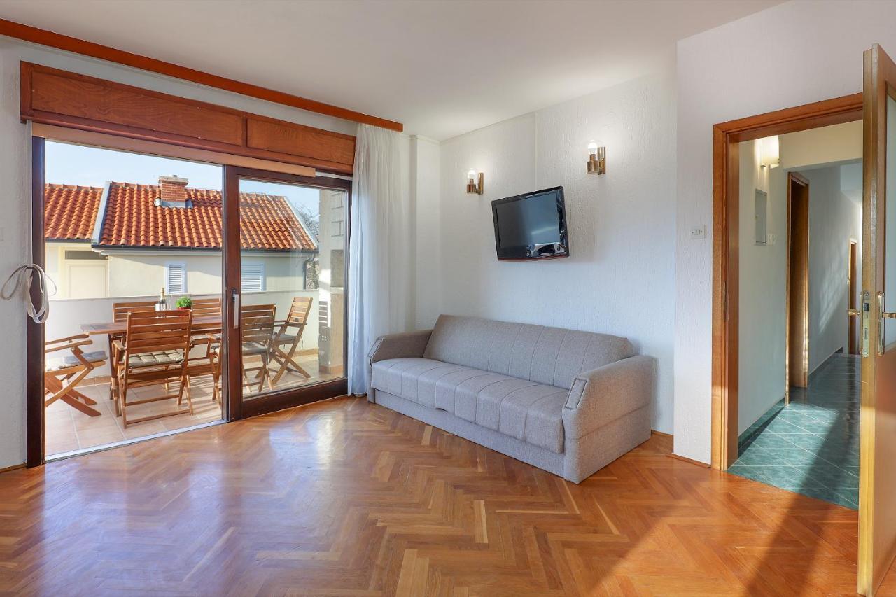 Apartments Villa Bernarda 실로 외부 사진