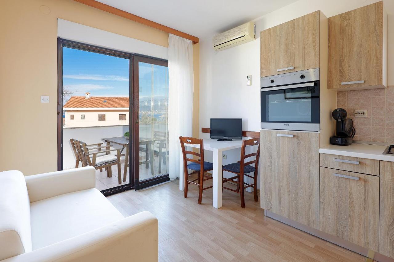 Apartments Villa Bernarda 실로 외부 사진