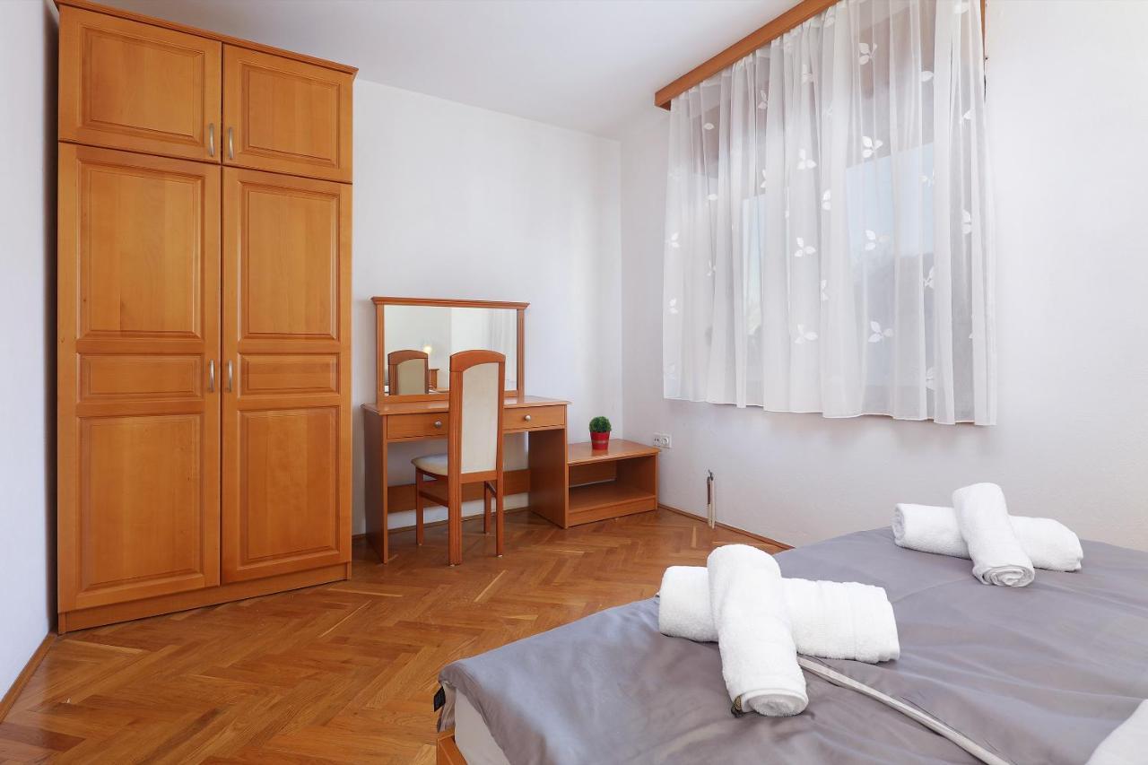 Apartments Villa Bernarda 실로 외부 사진